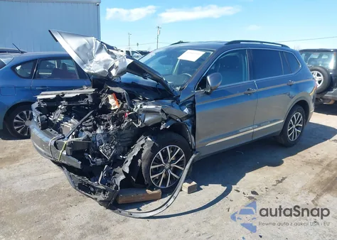 2020 Volkswagen Tiguan 2.0T Se/2.0T Se R-Line Black/2.0T Sel из США, поврежденный, VIN 3VV3B7AX5LM014863